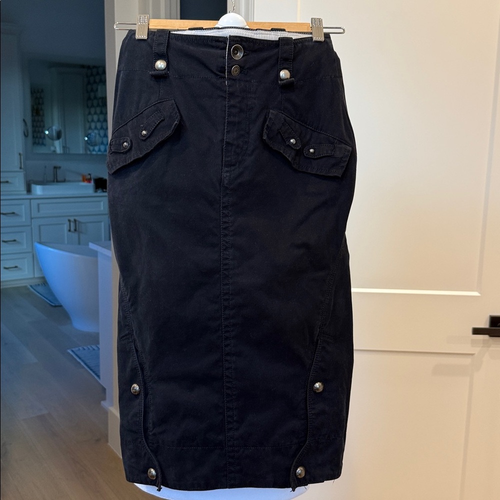 Coast Weber Ahaus- Navy Blue Button-Detail Skirt
